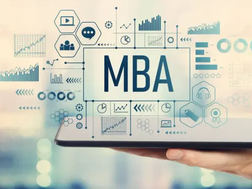 Gráficos y datos financieros sobre una pantalla de tablet, con el texto "MBA" en el centro. Ideal para un curso de mba finanzas.