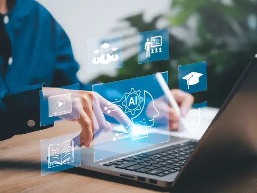 Persona interactúa con interfaz digital de inteligencia artificial y empleo, con iconos de aprendizaje y desarrollo profesional.